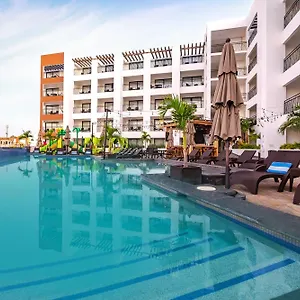 Medano Hotel&suites Cabo San Lucas